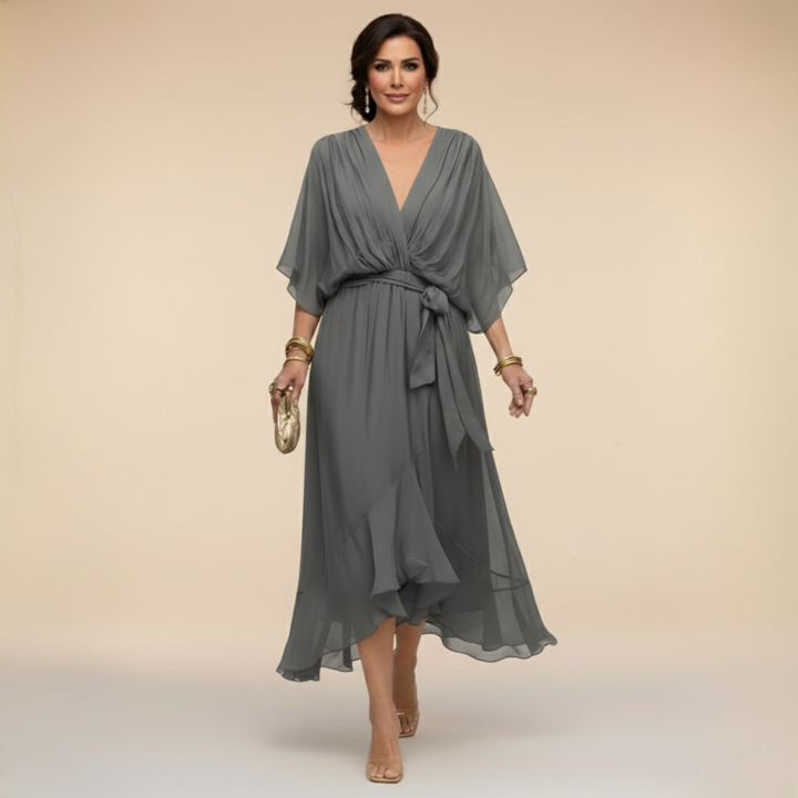 MARTA™ | ROBE EN CHIFFON À ENCOLURE EN V