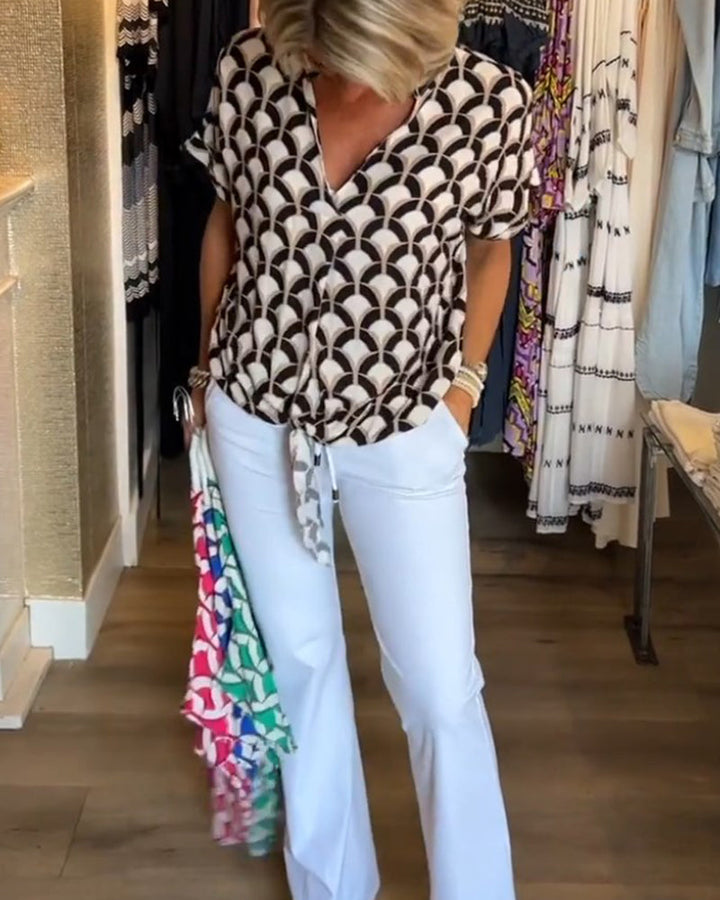 Haut décontracté imprimé à manches courtes et col en V